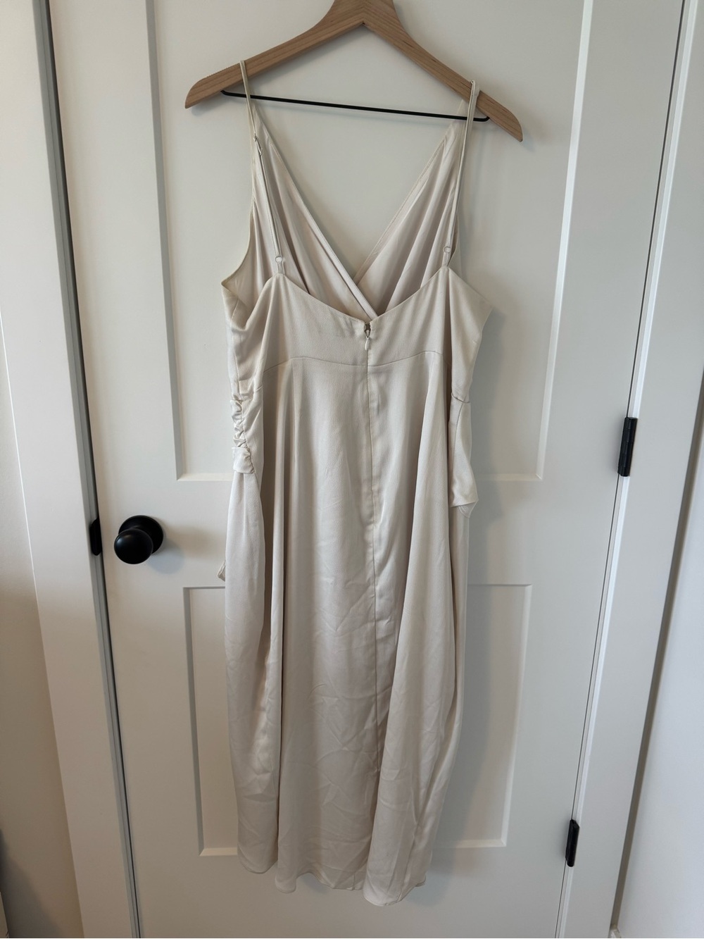 Express Cream Wrap Midi Dress with Side Knot Detail, Size XL - Picture 3 of 5